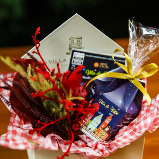 Box Mimo Flores e Doçuras